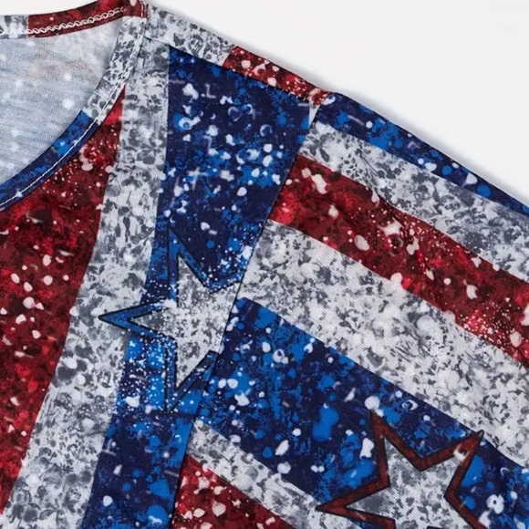 USA flag colors Stars and Stripes ss T-shirt crew neck women L 4th of July nwt - Picture 4 of 7